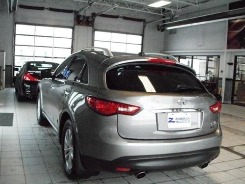 Infiniti FX35 2010 photo 3