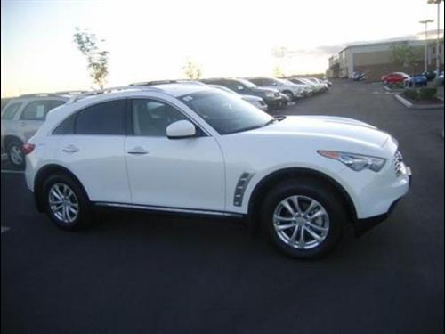 Infiniti FX35 2010 photo 3