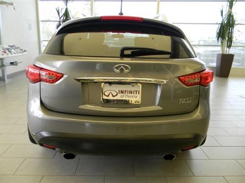 Infiniti FX35 2010 photo 4