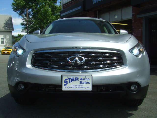 Infiniti FX35 2010 photo 1