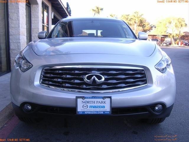 Infiniti FX35 2010 photo 3