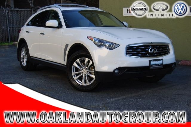 Infiniti FX35 Base Unspecified