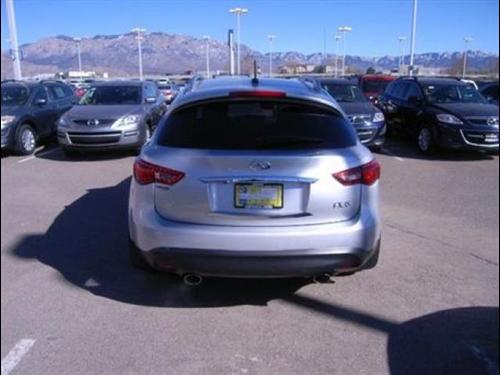 Infiniti FX35 2010 photo 3