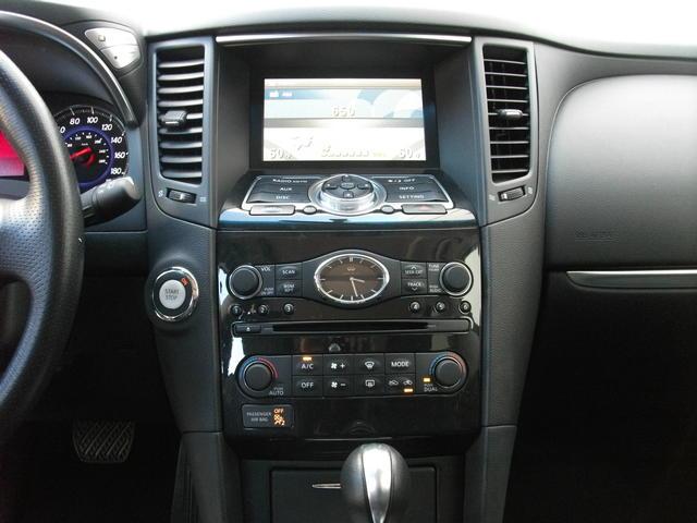 Infiniti FX35 2010 photo 4