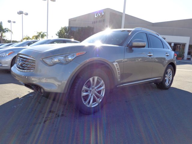 Infiniti FX35 Base Unspecified