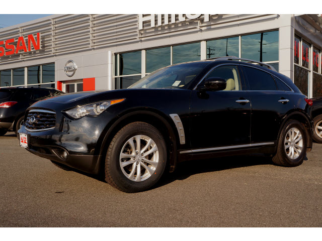 Infiniti FX35 Base Unspecified