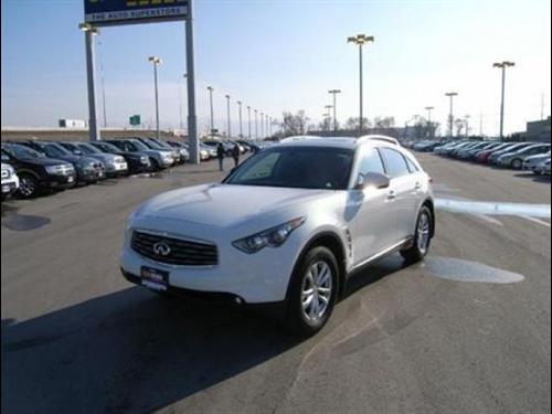 Infiniti FX35 2010 photo 2