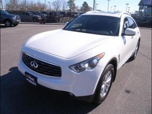 Infiniti FX35 2010 photo 2