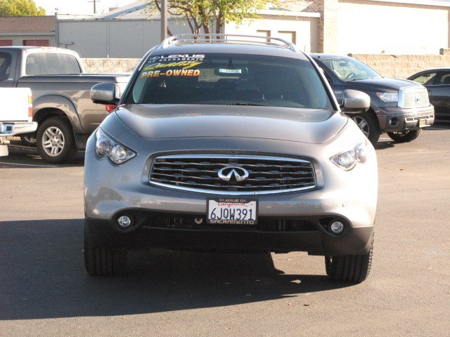 Infiniti FX35 2010 photo 1