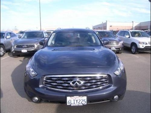 Infiniti FX35 2010 photo 1