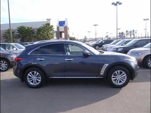 Infiniti FX35 2010 photo 3