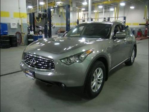 Infiniti FX35 2010 photo 1