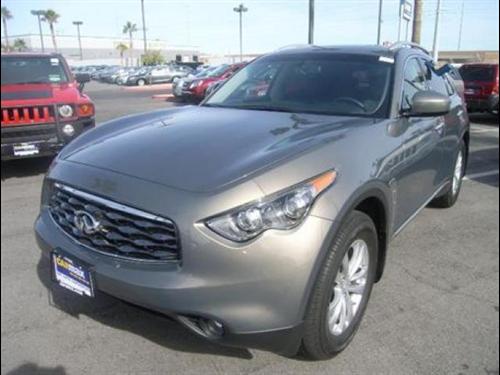 Infiniti FX35 2010 photo 2