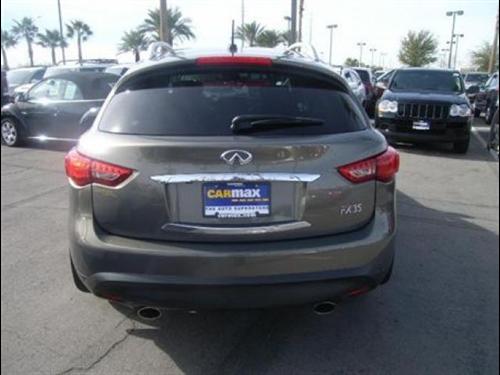 Infiniti FX35 2010 photo 4