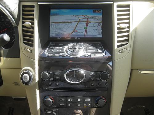 Infiniti FX35 2011 photo 3