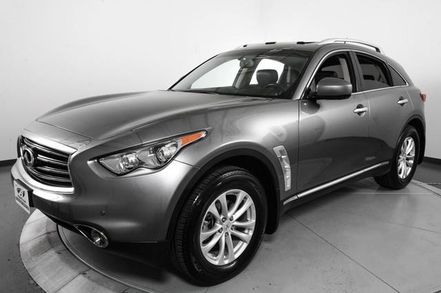 Infiniti FX35 2012 photo 2