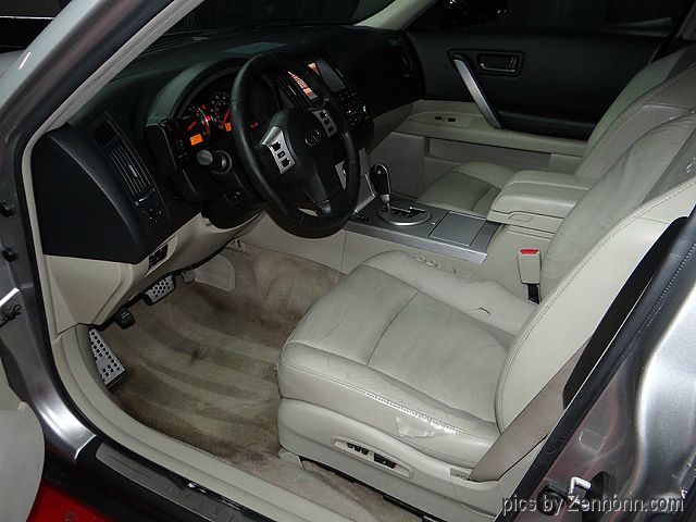 Infiniti FX45 2003 photo 19