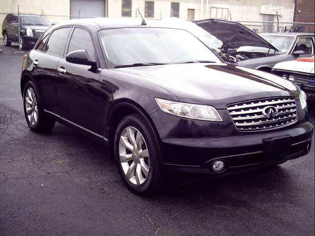 Infiniti FX45 2003 photo 4