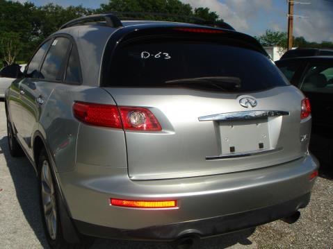 Infiniti FX45 2003 photo 2