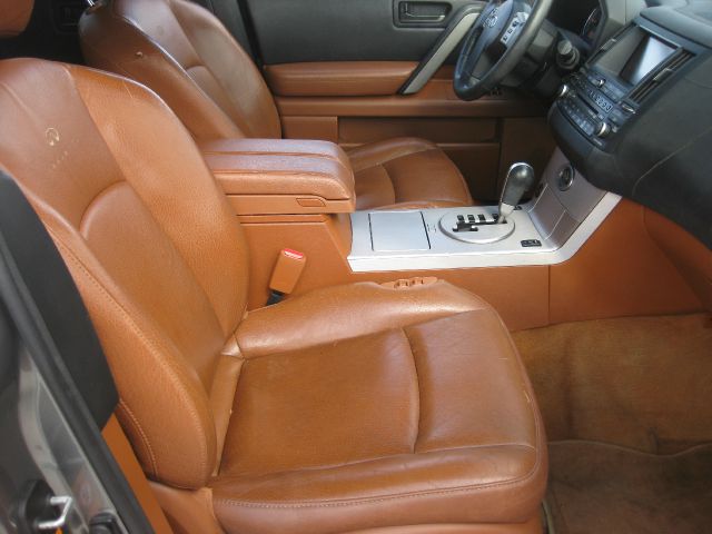 Infiniti FX45 2003 photo 15