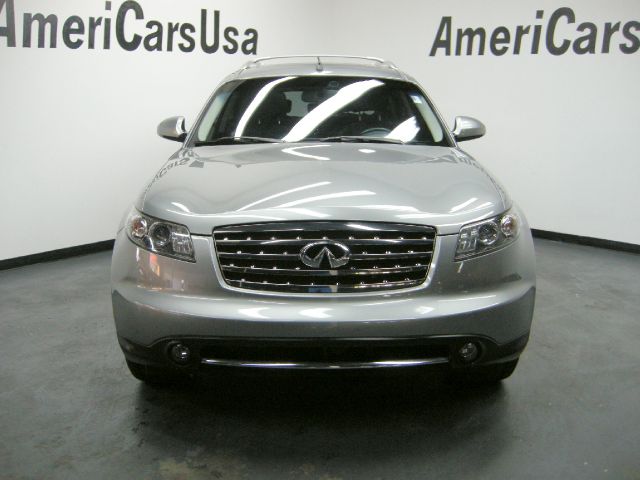 Infiniti FX45 2006 photo 2