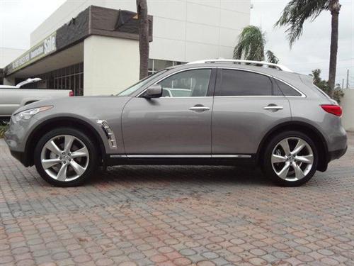 Infiniti FX50 2010 photo 1