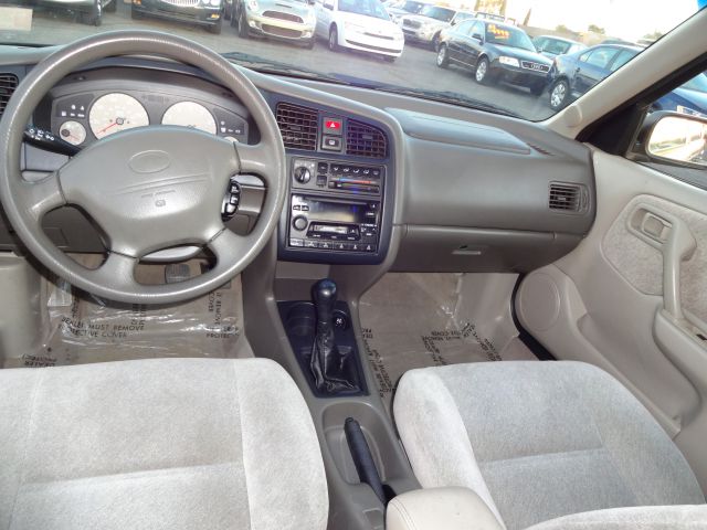 Infiniti G20 1999 photo 1