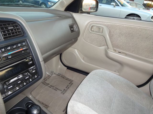 Infiniti G20 1999 photo 13