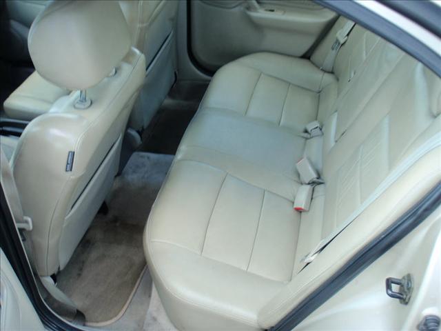 Infiniti G20 1999 photo 4