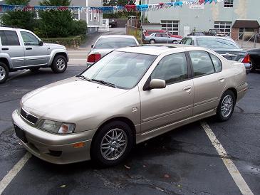 Infiniti G20 Base Sedan