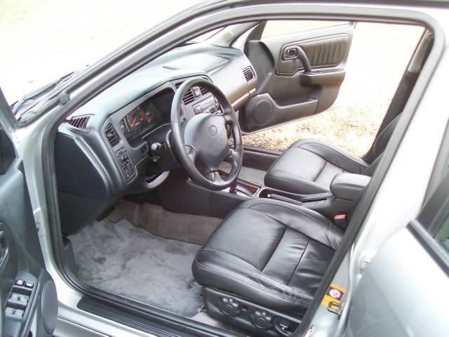 Infiniti G20 2001 photo 3