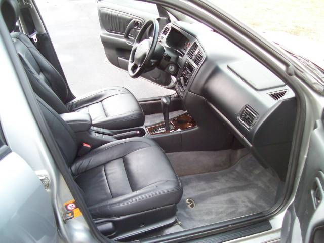 Infiniti G20 2001 photo 1