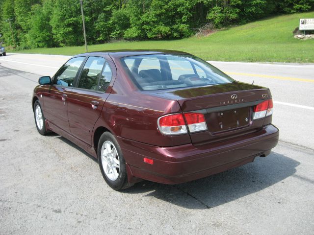 Infiniti G20 2002 photo 4