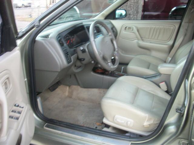 Infiniti G20 2002 photo 3