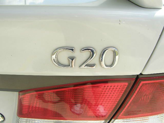 Infiniti G20 2002 photo 15