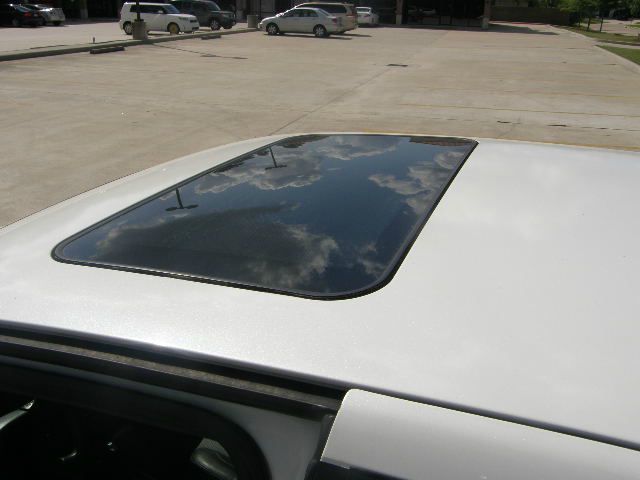 Infiniti G20 2002 photo 6