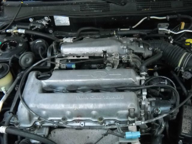 Infiniti G20 2002 photo 2