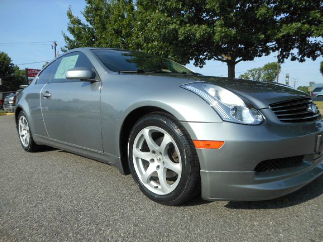 Infiniti G35 2003 photo 3