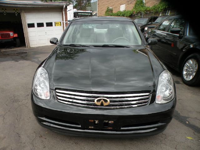 Infiniti G35 2003 photo 1