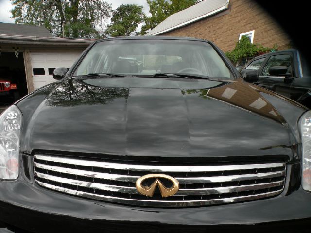 Infiniti G35 2003 photo 4