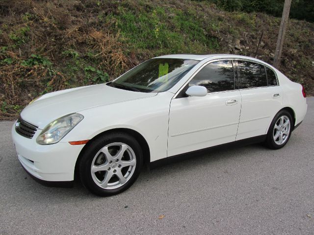 Infiniti G35 2003 photo 4