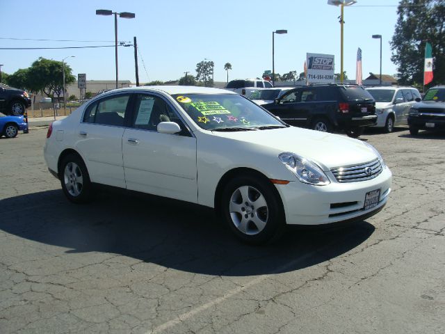 Infiniti G35 2003 photo 2