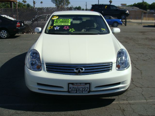 Infiniti G35 2003 photo 4