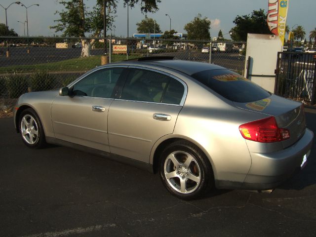 Infiniti G35 2003 photo 3