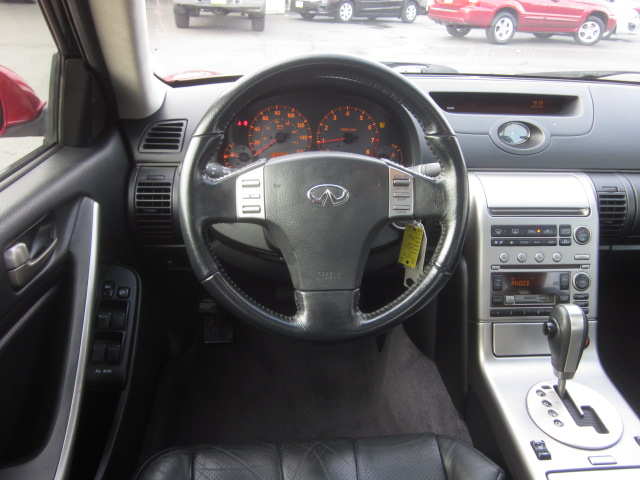 Infiniti G35 2003 photo 4