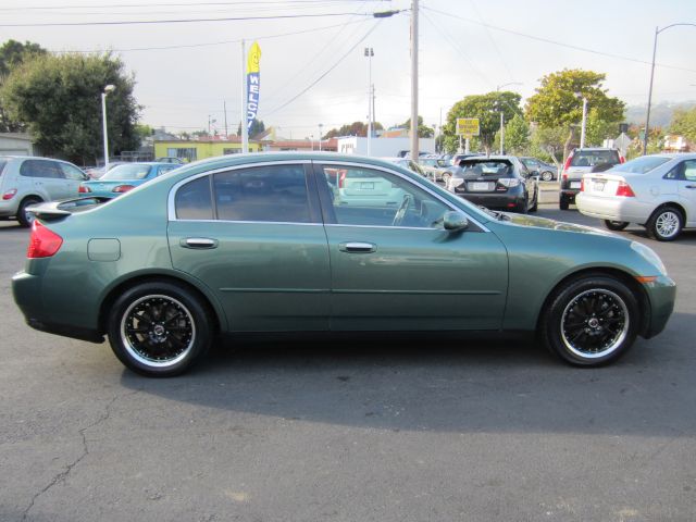 Infiniti G35 2003 photo 3