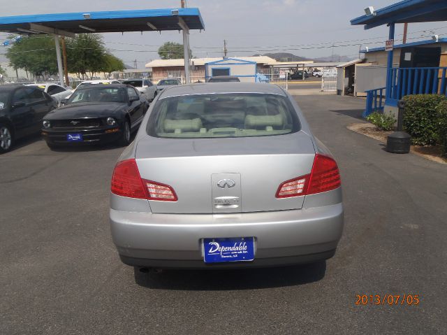 Infiniti G35 2003 photo 2