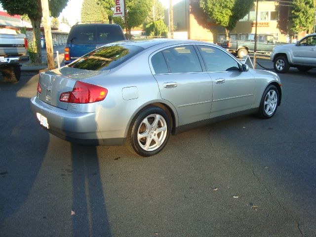 Infiniti G35 2003 photo 3