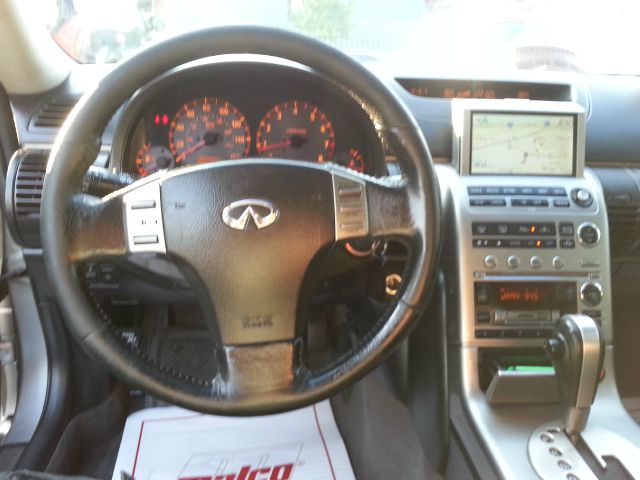 Infiniti G35 2003 photo 40