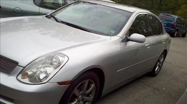 Infiniti G35 2003 photo 2